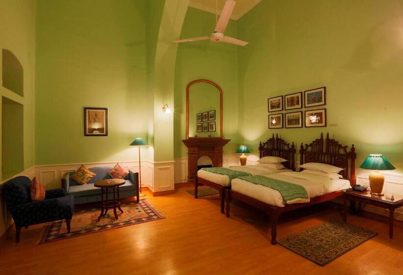 Люкс, The Lallgarh Palace A Heritage