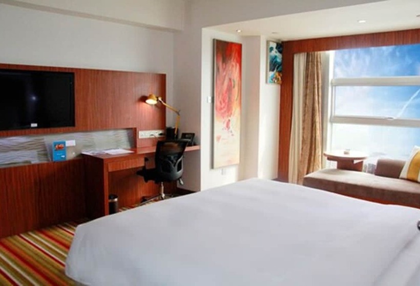 Номер Superior, Novotel Zhengzhou Convention Centre