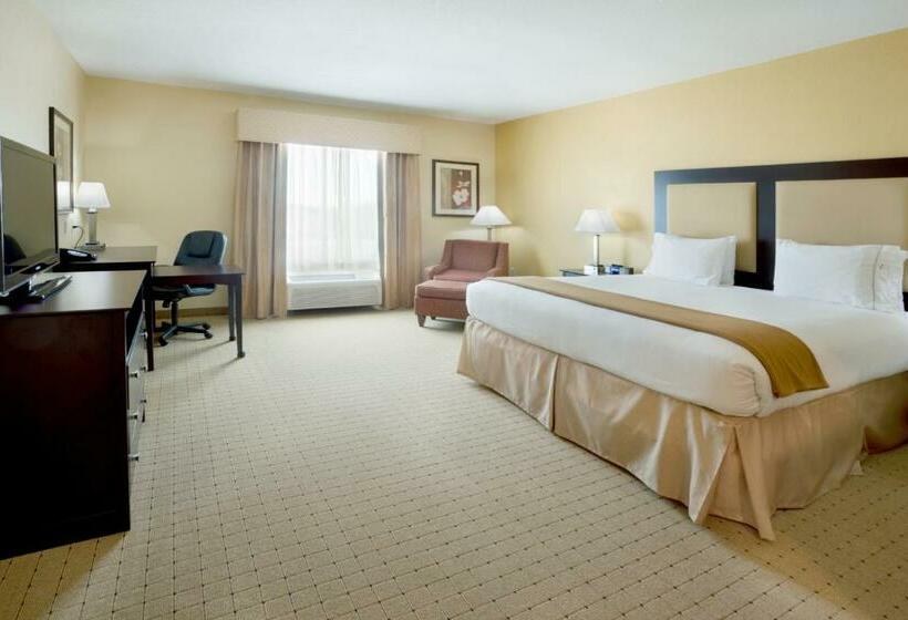 带大床的行政房间, Holiday Inn Express Georgetown, An Ihg