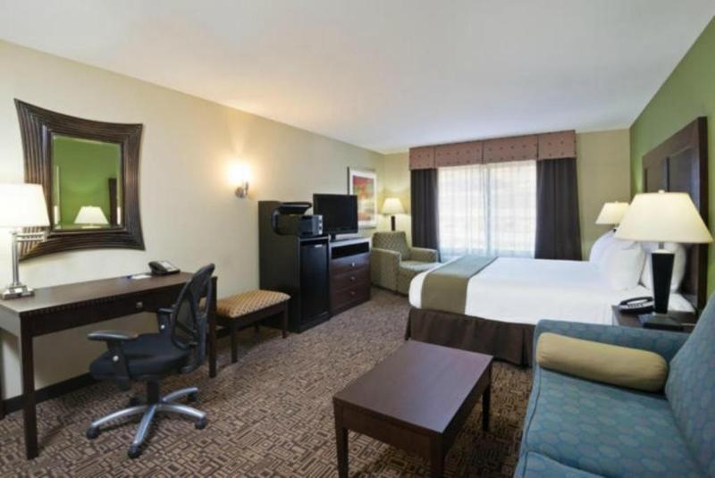 장애인을 위한 스탠다드 룸, Holiday Inn Express Richfield, An Ihg