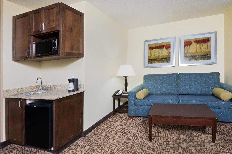 장애인을 위한 스위트, Holiday Inn Express Richfield, An Ihg