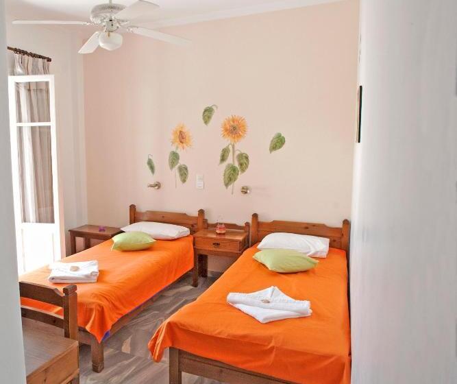 اتاق استاندارد, Marisa Rooms