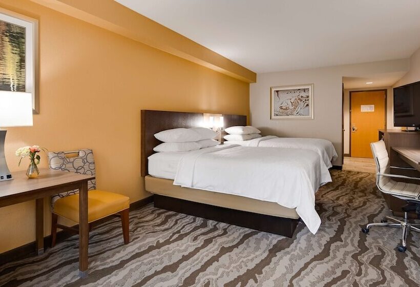 Люкс Адаптированный для Инвалидов, Best Western Plus River Escape Sylva / Dillsboro