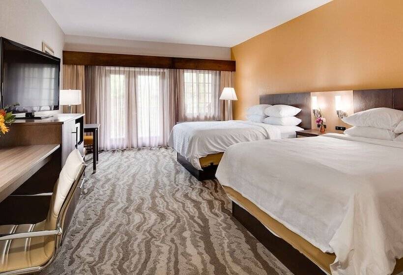 Люкс Адаптированный для Инвалидов, Best Western Plus River Escape Sylva / Dillsboro