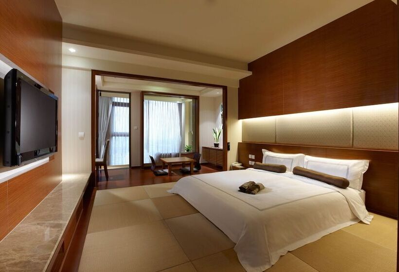 سوییت, Evergreen Resort Hotel   Jiaosi
