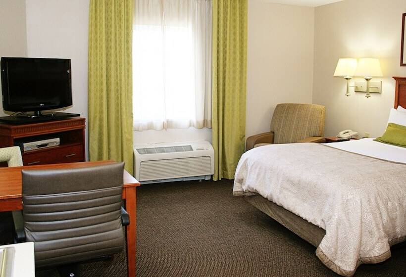 Студия Стандарт, Candlewood Suites Harrisonburg, An Ihg