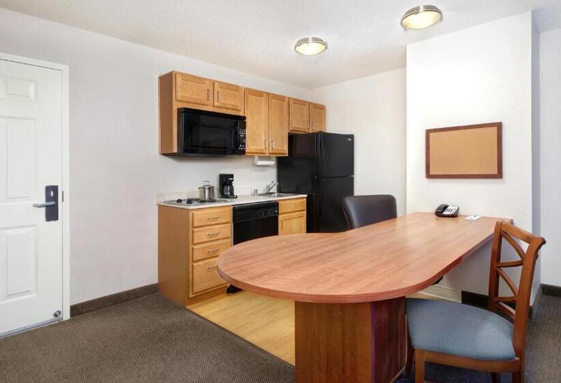 Люкс Адаптированный для Инвалидов, Candlewood Suites Kenosha, An Ihg