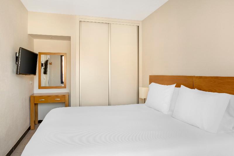Апартаменты 1 Спальня, Apartments At Cala Blanca