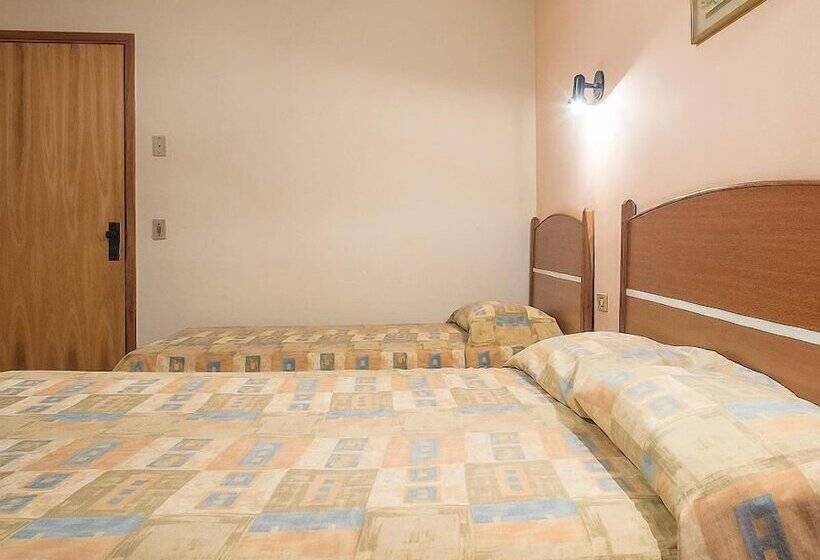 اتاق استاندارد چهار تخته, Itajuba