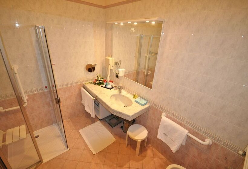 Номер Стандарт с Балконом, Savoy Beach Hotel & Thermal Spa