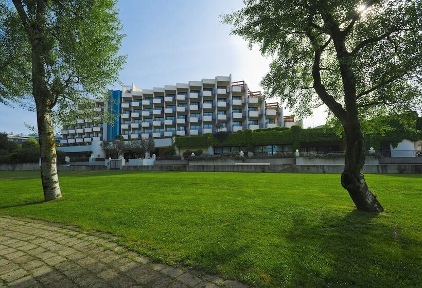 Номер Стандарт Индивидуальный с Балконом, Savoy Beach Hotel & Thermal Spa
