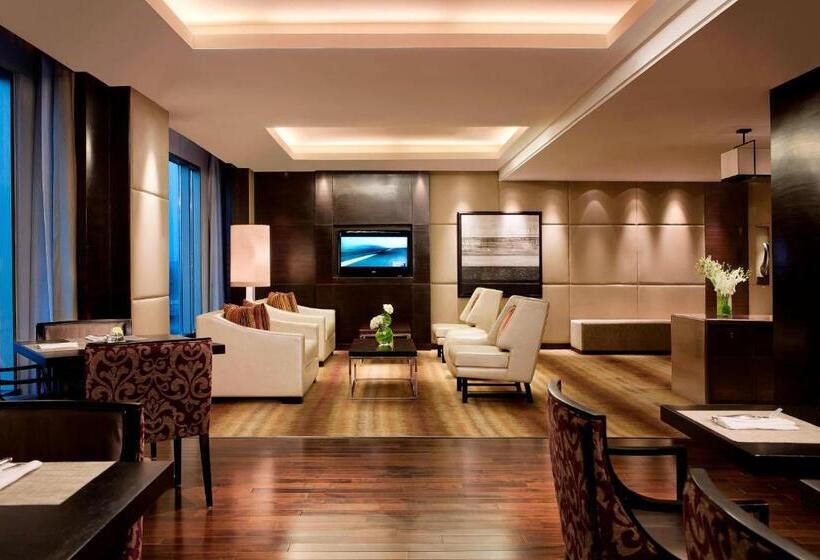 带双人大床的行政管理套房, Jw Marriott Hotel Chandigarh