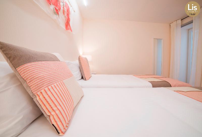 장애인을 위한 스위트, Holiday Inn Express & Suites   Huntsville Airport, An Ihg
