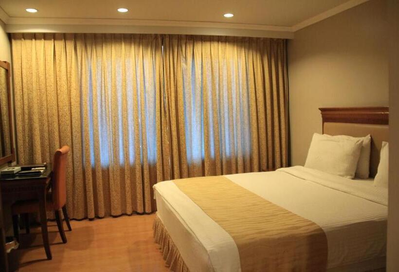 스탠다드 룸 킹사이즈 침대, Savannah Resort
