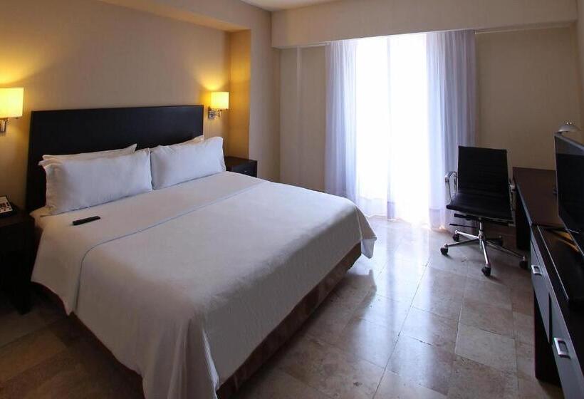 Номер Superior Кровать Кинг, Fiesta Inn Coatzacoalcos