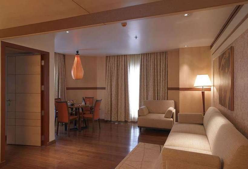 豪华房间, Royal Orchid Central Kireeti Hampi Hospet