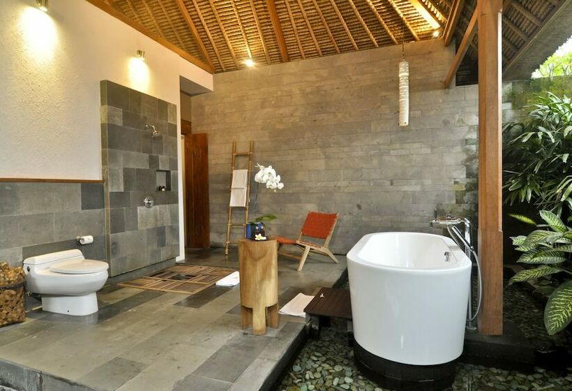 2 Bedroom Villa, Luwak Estate