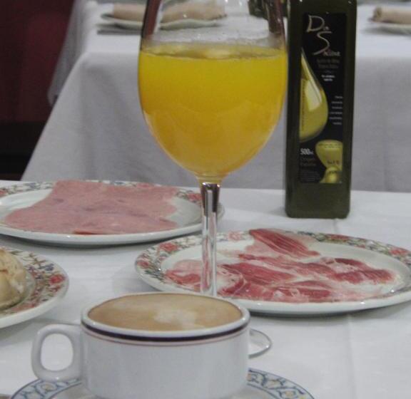 Номер Стандарт, Hostal Pechi