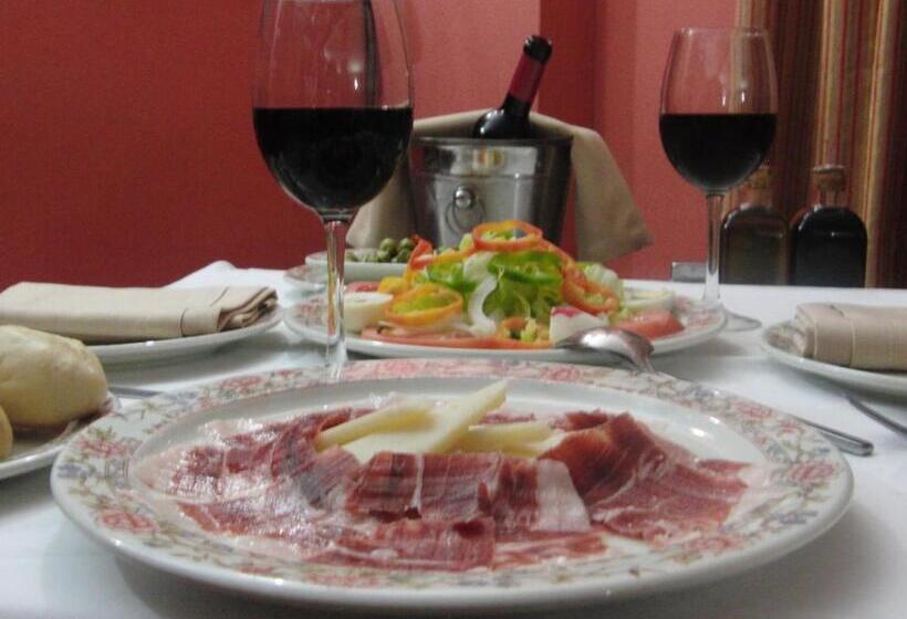 Номер Стандарт, Hostal Pechi