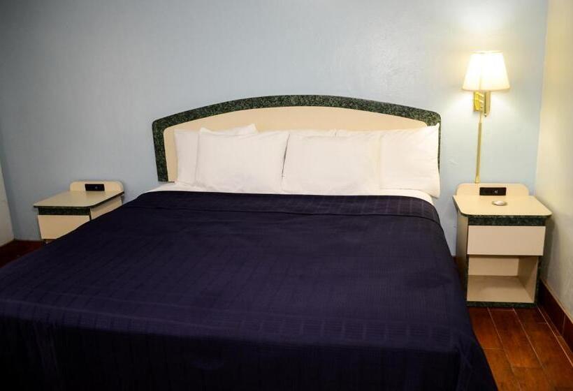 Стандартный Номер Кровать Кинг, Economy Inn