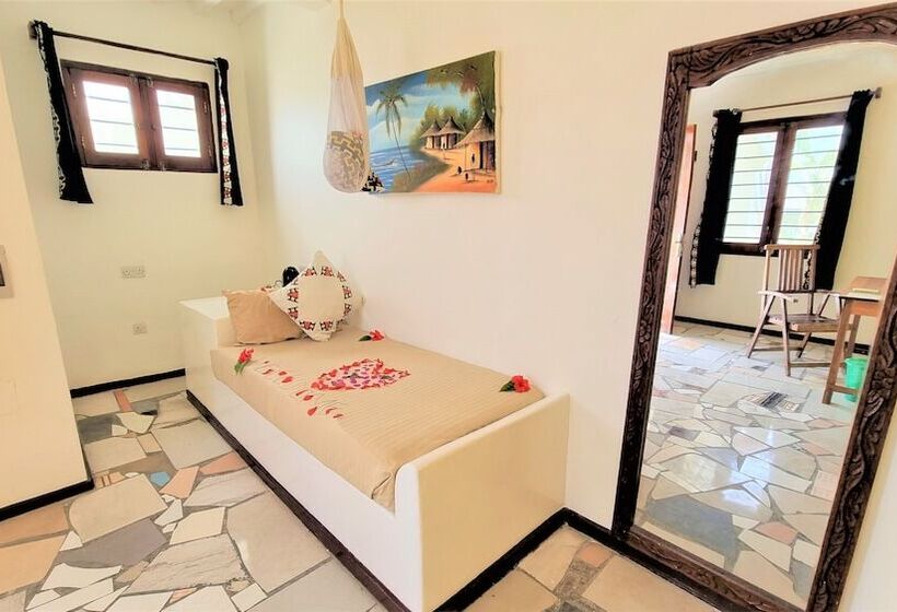 اتاق لوکس, Paradise Beach Resort & Spa
