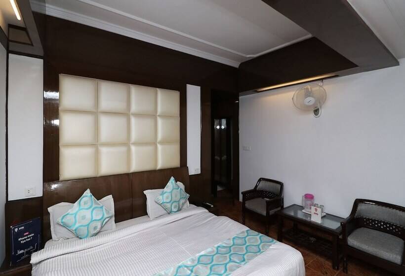 디럭스 룸, Amara Hill Queen Mussoorie