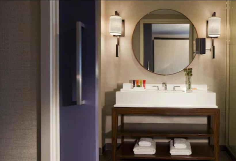 Люкс Адаптированный для Инвалидов, Kimpton Hotel Palomar Phoenix Cityscape, An Ihg