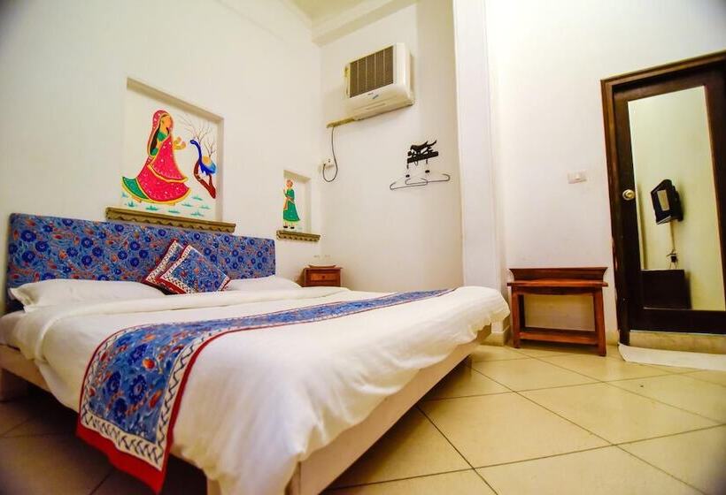 اتاق استاندارد, Udaigarh   Udaipur