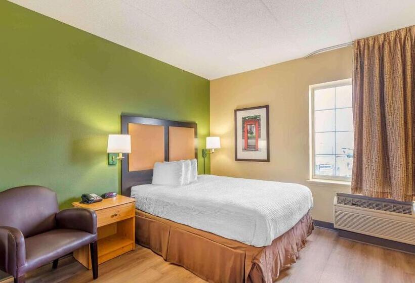 Студия Стандарт, Extended Stay America Select Suites   Chicago   Lombard   Oakbrook