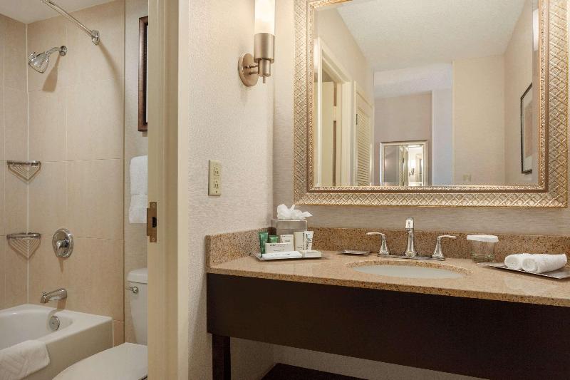 Suite, Ivy Court Inn And Suites