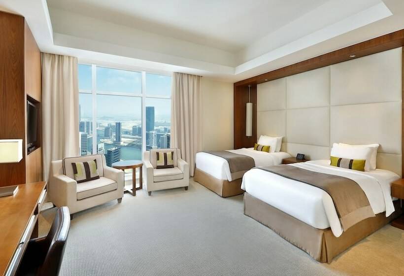 Номер Executive, JW Marriott Marquis Hotel Dubai