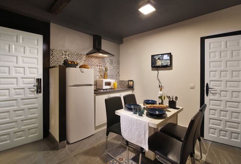 דירת שני חדרים, Apartamentos El Tiempo