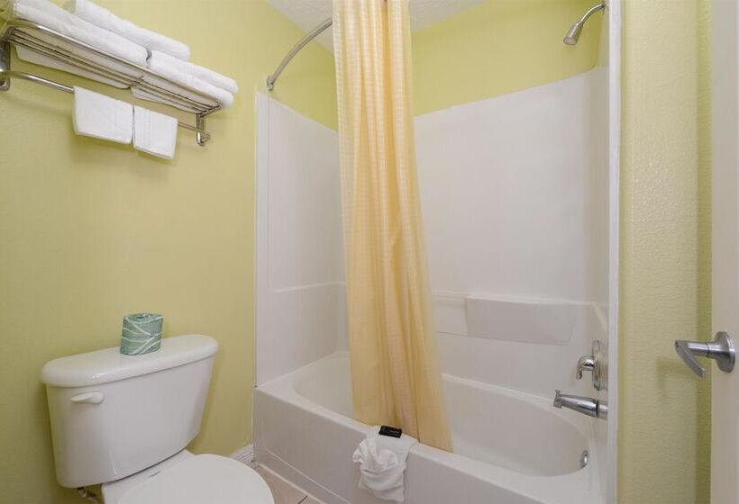 Люкс Кровать Кинг, Americas Best Value Inn & Suites Waller/prairie View