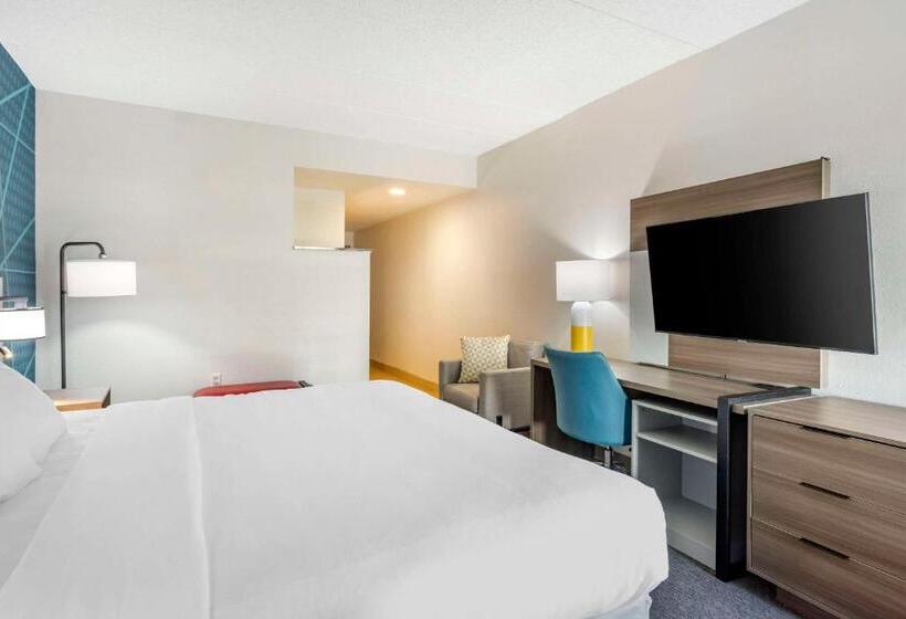 キングサイズベッドのスタンダードルーム, Comfort Suites Ocean City West