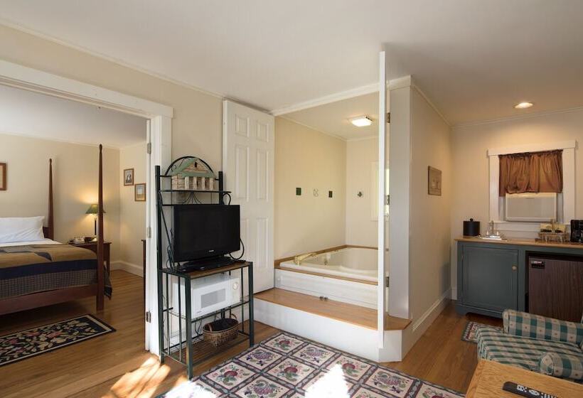 کابین, Country Inn At Camden Rockport