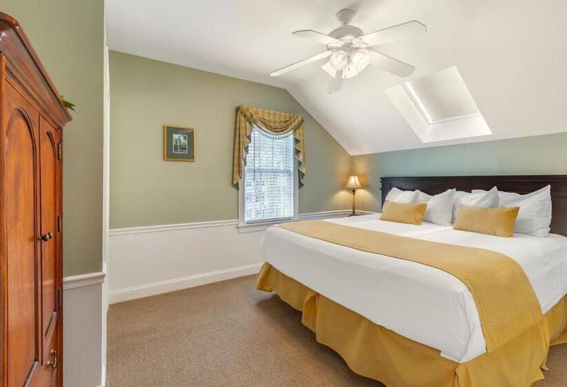 Номер Стандарт Кровать Кинг Адаптированный для Инвалидов, Essex Street Inn & Suites, Ascend Hotel Collection