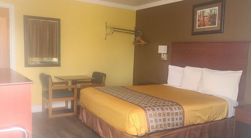Номер Стандарт Двуспальная Кровать, Interstate 8 Motel