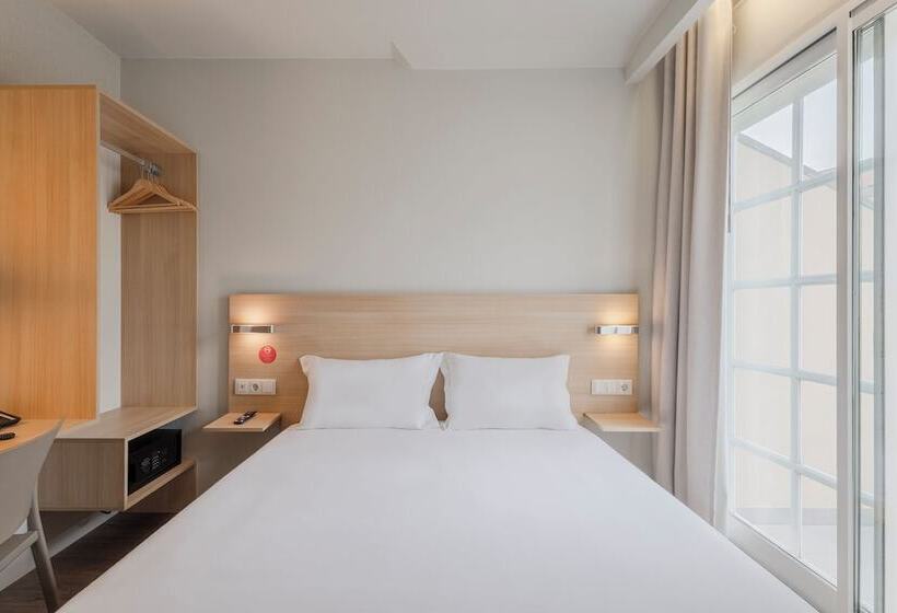 스탠다드 발코니 룸, Moov Hotel Porto Centro