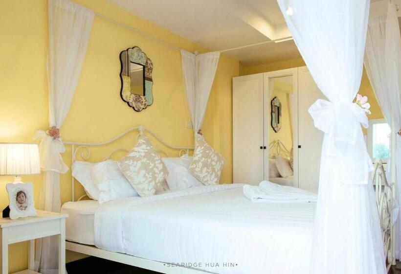 디럭스 주니어 스위트, Searidge Hua Hin Resort & Poolvilla
