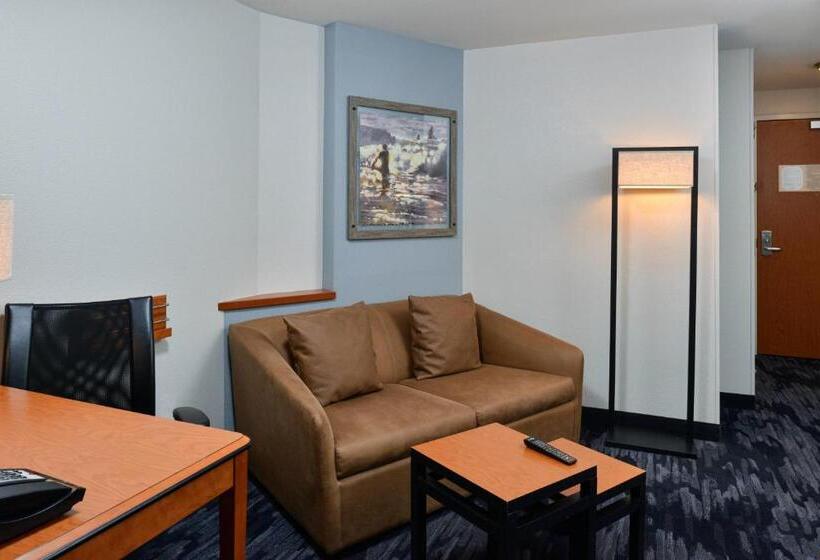 스위트, Fairfield Inn & Suites Santa Cruz  Capitola