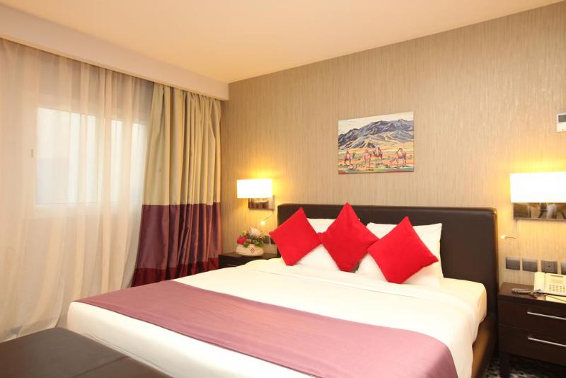 Номер Deluxe, Golden Tulip Hail