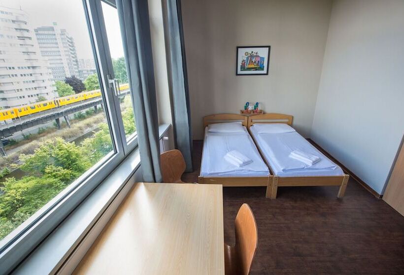 اتاق استاندارد یک نفره, Acama Hotel & Hostel Kreuzberg