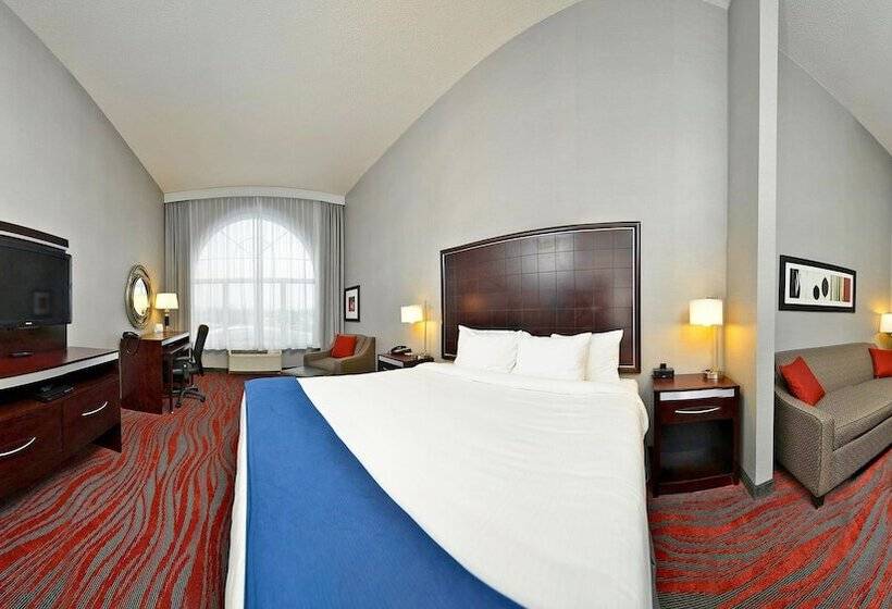 Люкс, Holiday Inn Express & Suites Utica, An Ihg