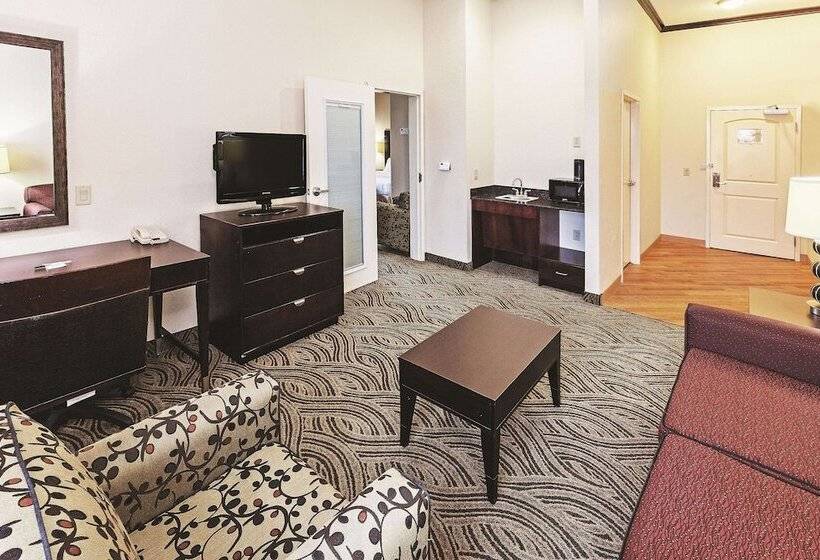 Люкс Адаптированный для Инвалидов, La Quinta Inn & Suites By Wyndham Ft Worth Burleson