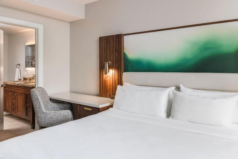 キングサイズベッドのスタンダードルーム, Marriott S Lakeshore Reserve