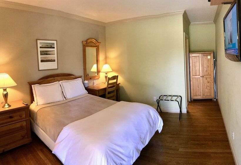 Номер Стандарт, Southampton Long Island