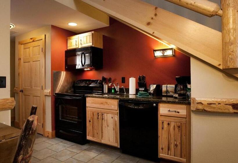 Номер Стандарт, Hope Lake Lodge & Indoor Waterpark