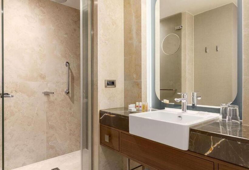 キングサイズベッドのエクゼクティブ, Ramada Plaza By Wyndham Istanbul Tekstilkent