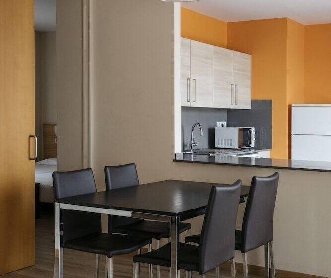 Апартаменты 1 Спальня с Террасой, Barcelona Apartment Villarroel
