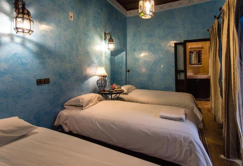 Standard Triple Room, Riad Omar